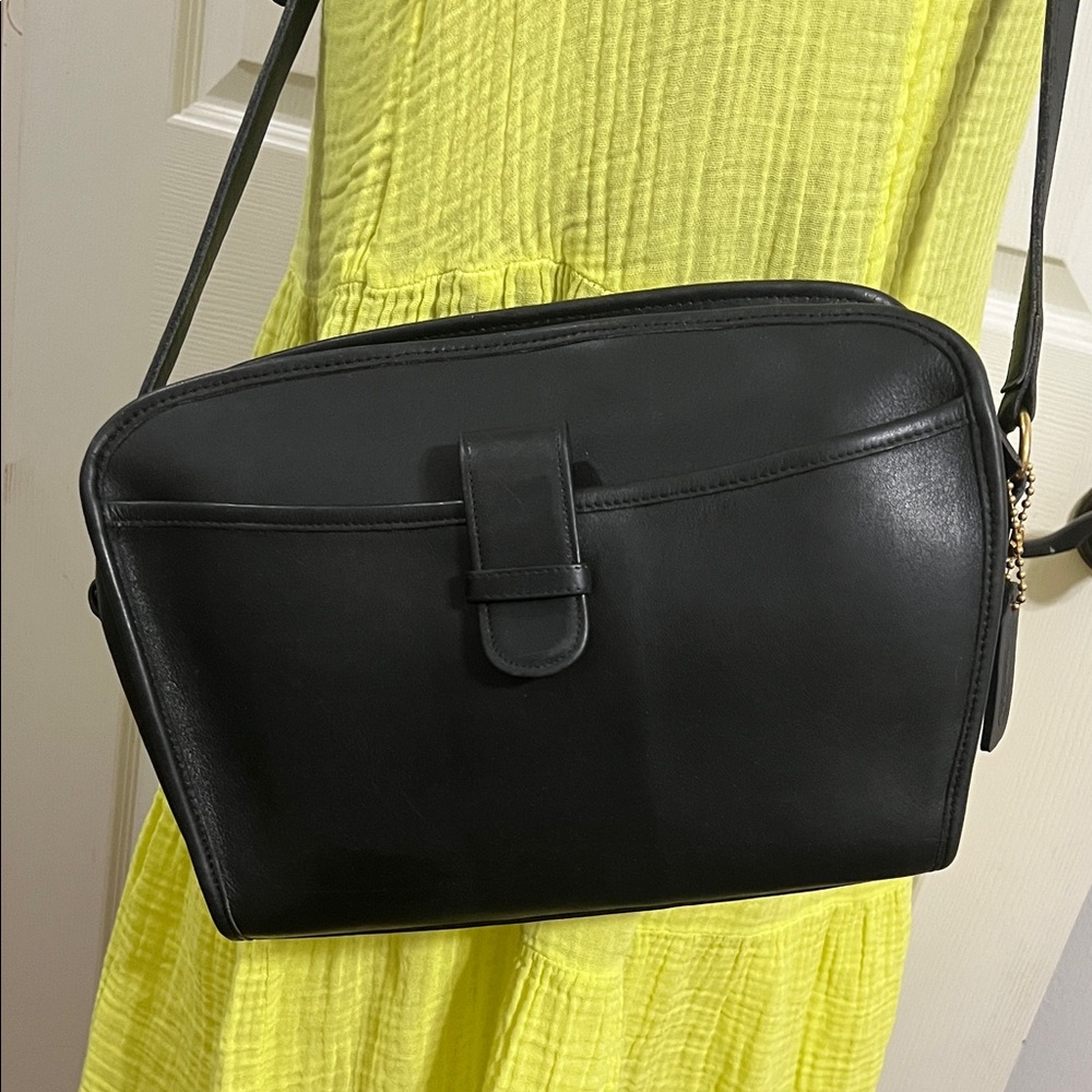 Coach Vintage Black Brighton Crossbody Bag